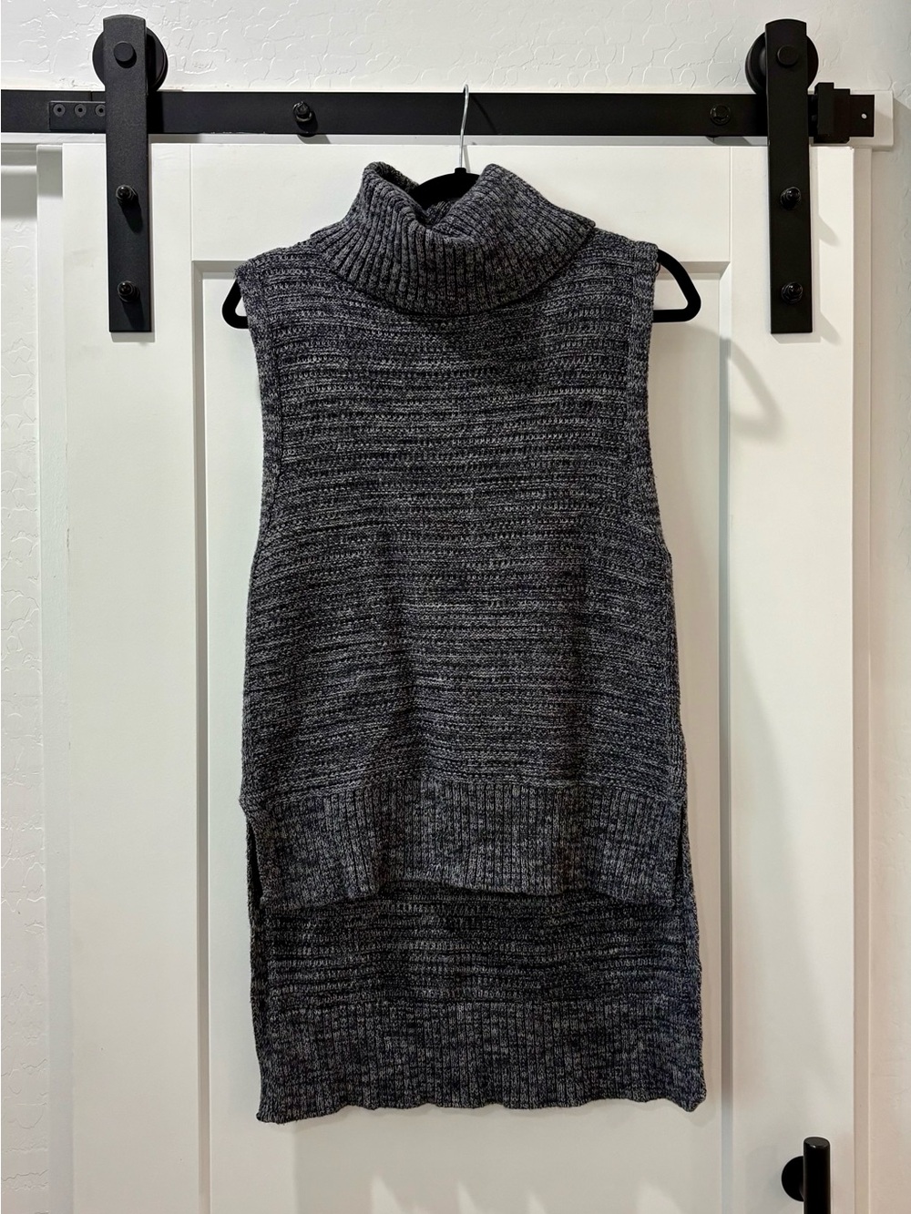 Banana Republic Charcoal Gray Sleeveless Turtleneck Tunic Sweater